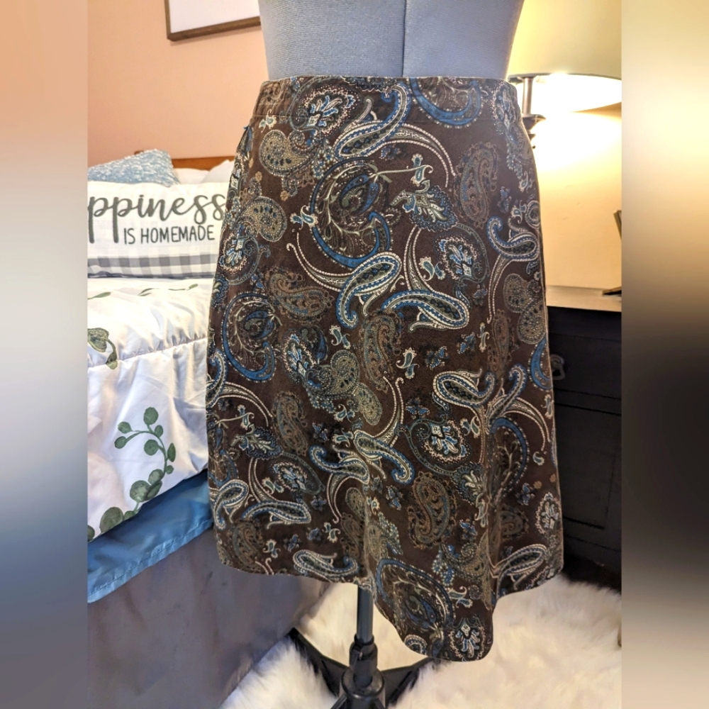 St John's Bay corduroy swirl A-line skirt with side zipper size 10